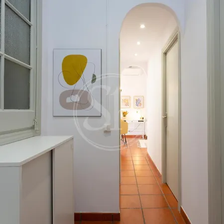 Chic Urban In Eixample