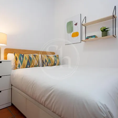 Chic Urban In Eixample